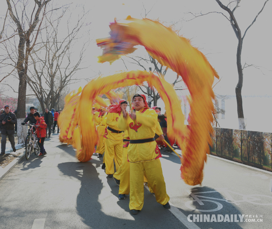 二月二：點(diǎn)龍睛 舞龍身 剃龍頭