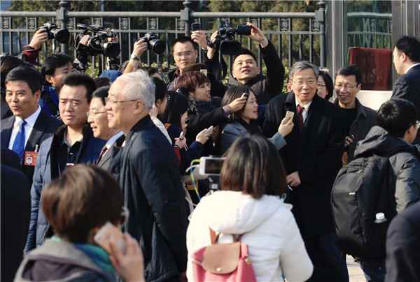 全國(guó)政協(xié)十二屆五次會(huì)議在京開(kāi)幕