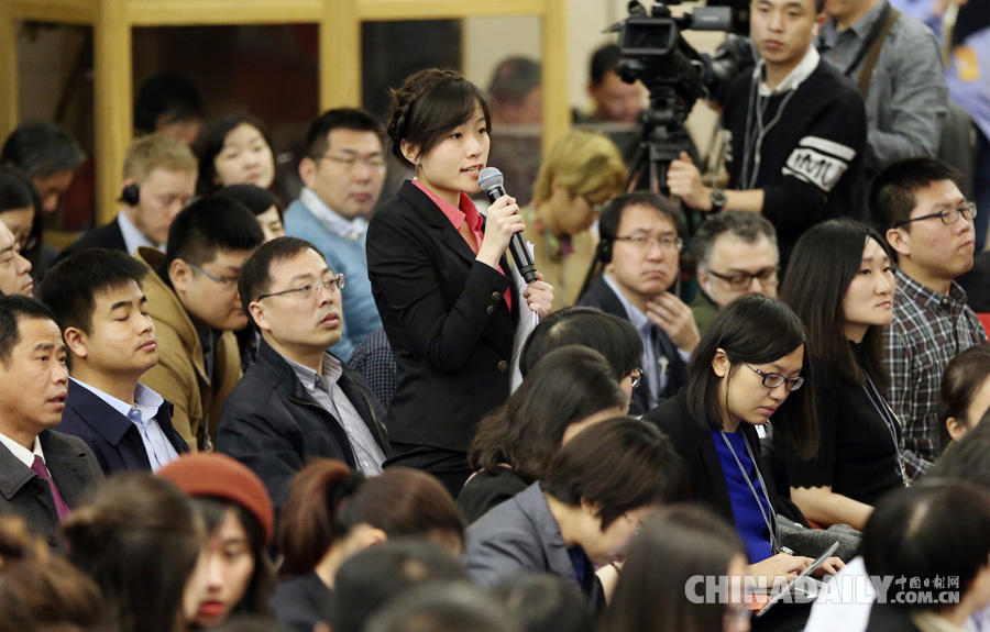 國家發(fā)改委主任何立峰等就“經(jīng)濟社會發(fā)展與宏觀調(diào)控”答記者問