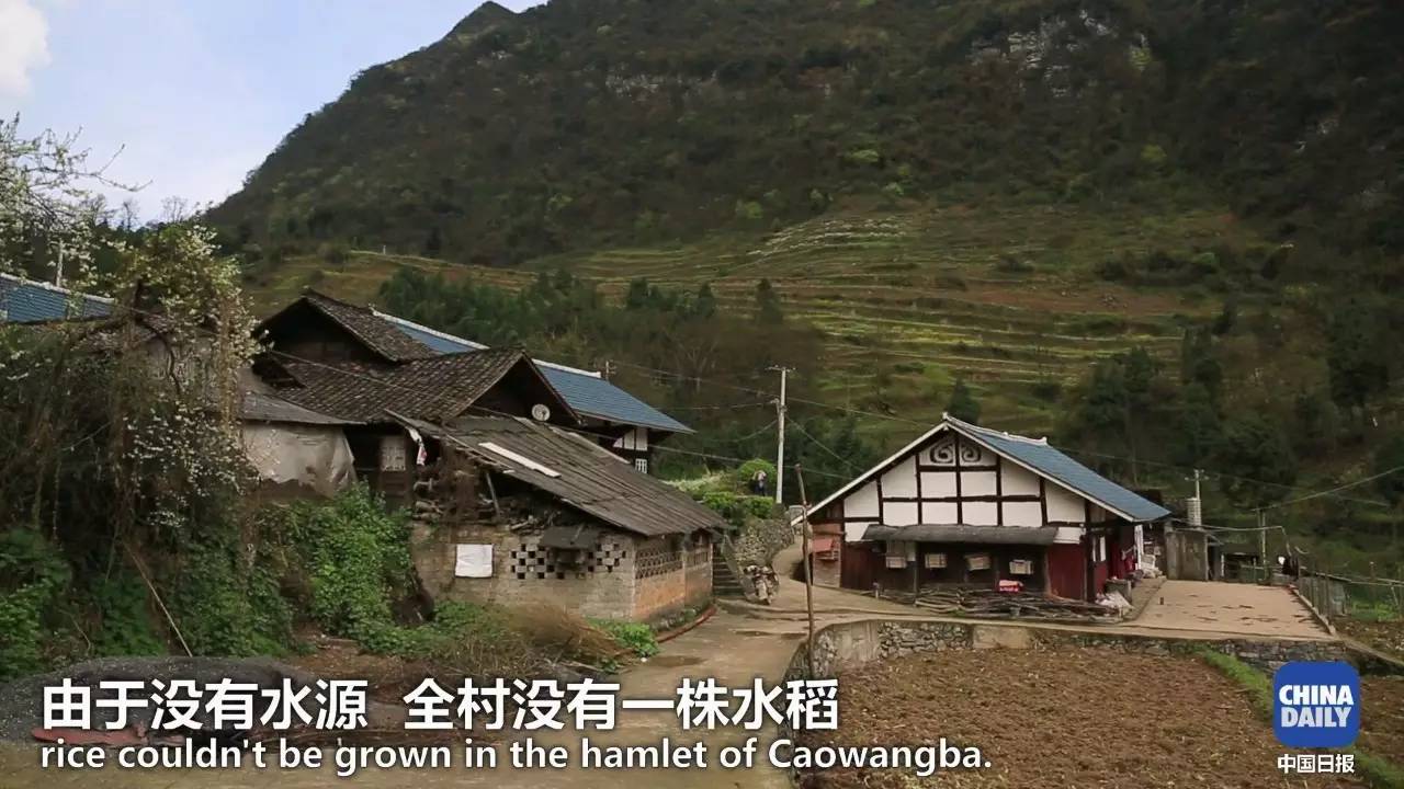 解碼中國(guó)丨這位當(dāng)代“愚公”在懸崖峭壁上鑿出7千米水渠，現(xiàn)實(shí)比神話傳說(shuō)更震撼！