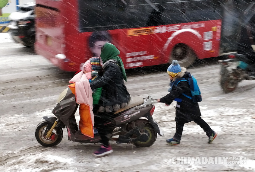 直擊我國(guó)多地迎來(lái)強(qiáng)降雪