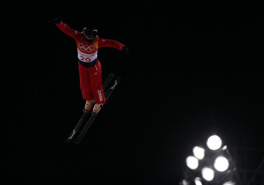 平昌冬奧會(huì)自由式滑雪空中技巧決賽 中國(guó)選手摘銀得銅