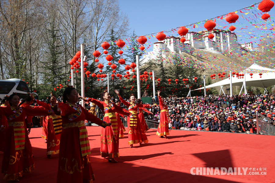 西藏各族各界隆重慶祝“百萬(wàn)農(nóng)奴解放紀(jì)念日”