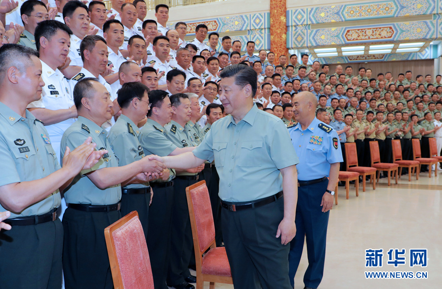 習(xí)近平在視察北部戰(zhàn)區(qū)海軍時強調(diào) 貫徹轉(zhuǎn)型建設(shè)要求 鍛造海上精兵勁旅