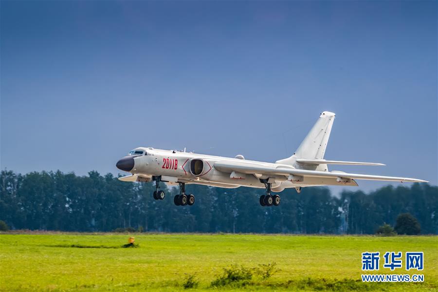 中國空軍參加“國際軍事比賽-2018”的五型戰(zhàn)機(jī)和空降兵分隊(duì)抵達(dá)俄羅斯